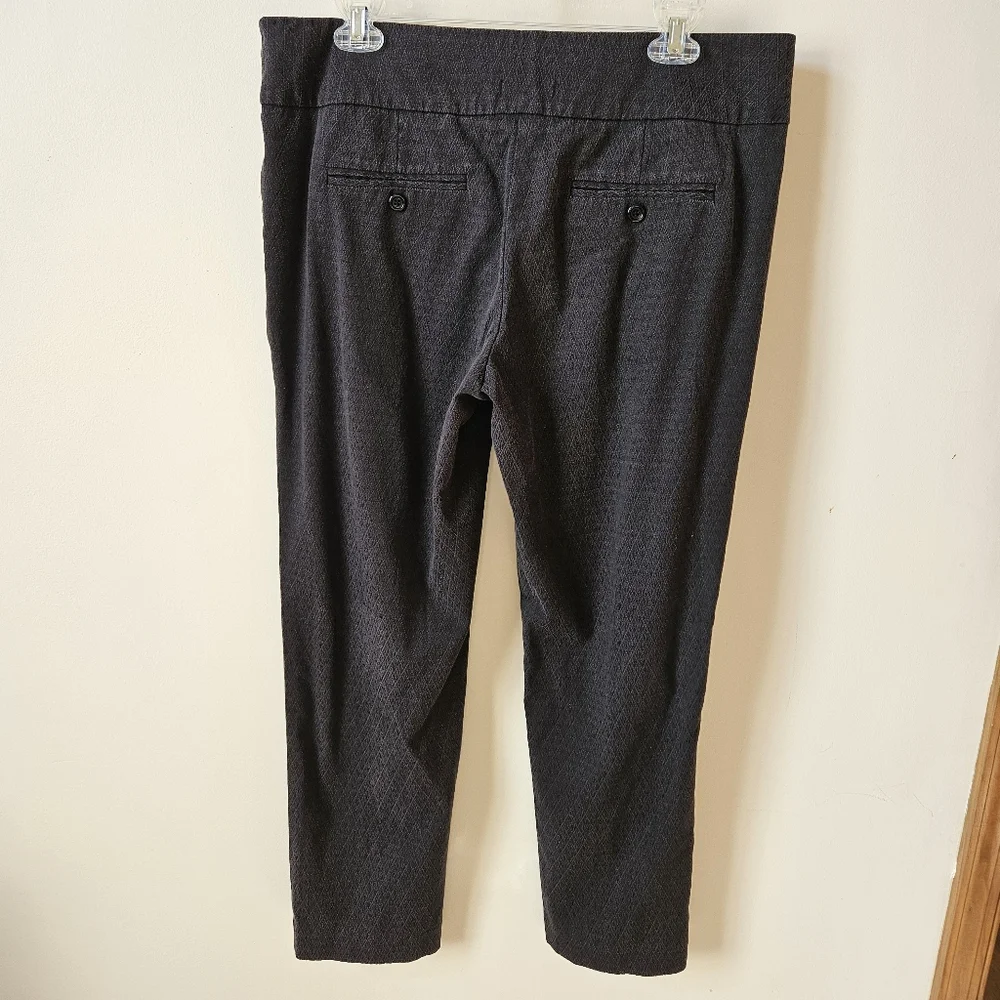 Diamond Pattern Textured Pants - Picture 4 of 6